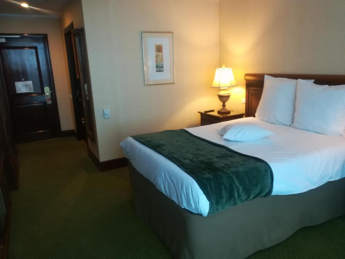 Hotel Hp Tower One Brasov Săcele Rom bilde