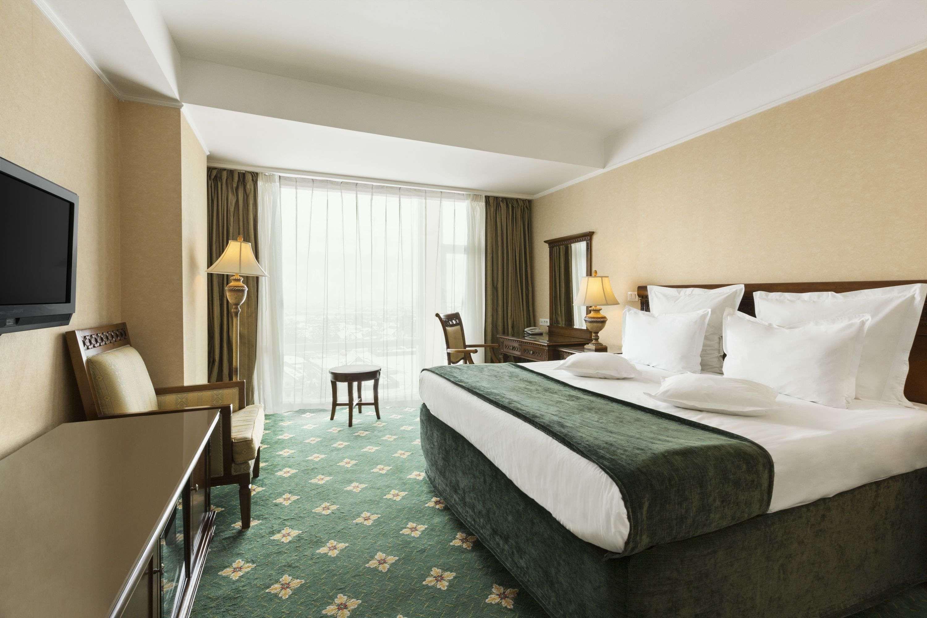 Hotel Hp Tower One Brasov Săcele Eksteriør bilde